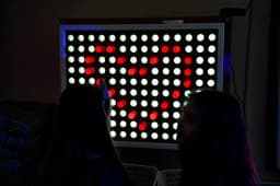 SenzoGlow – Panou luminos interactiv 1